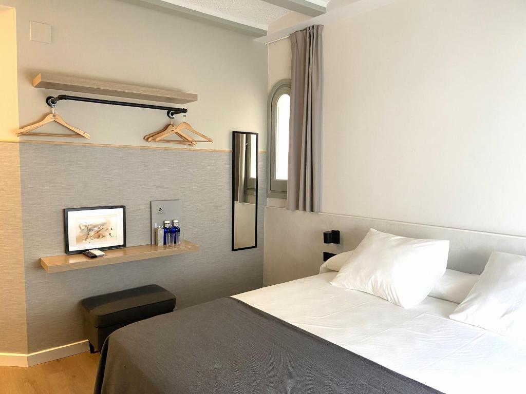 Calèndula Hotel & Apartments